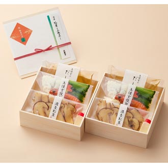 〈京料理 美濃吉〉敬老の日 国産松茸の土瓶蒸し(2人前)